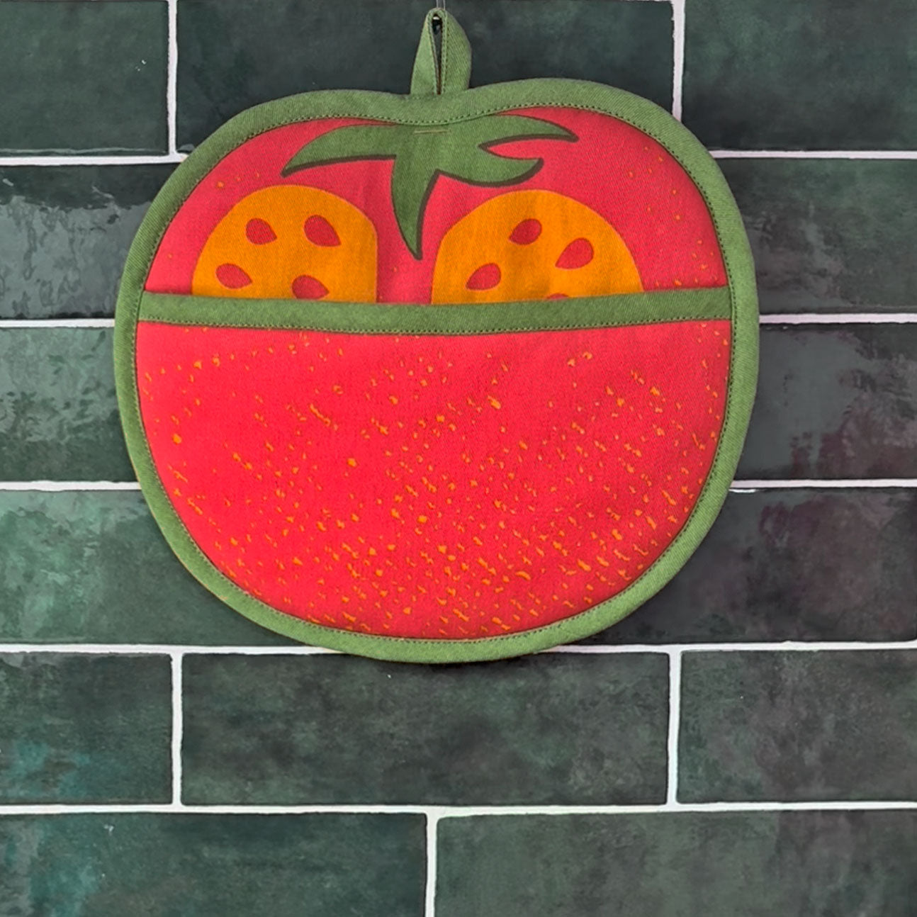 Tomato Tea Towel and Pot Holder Set