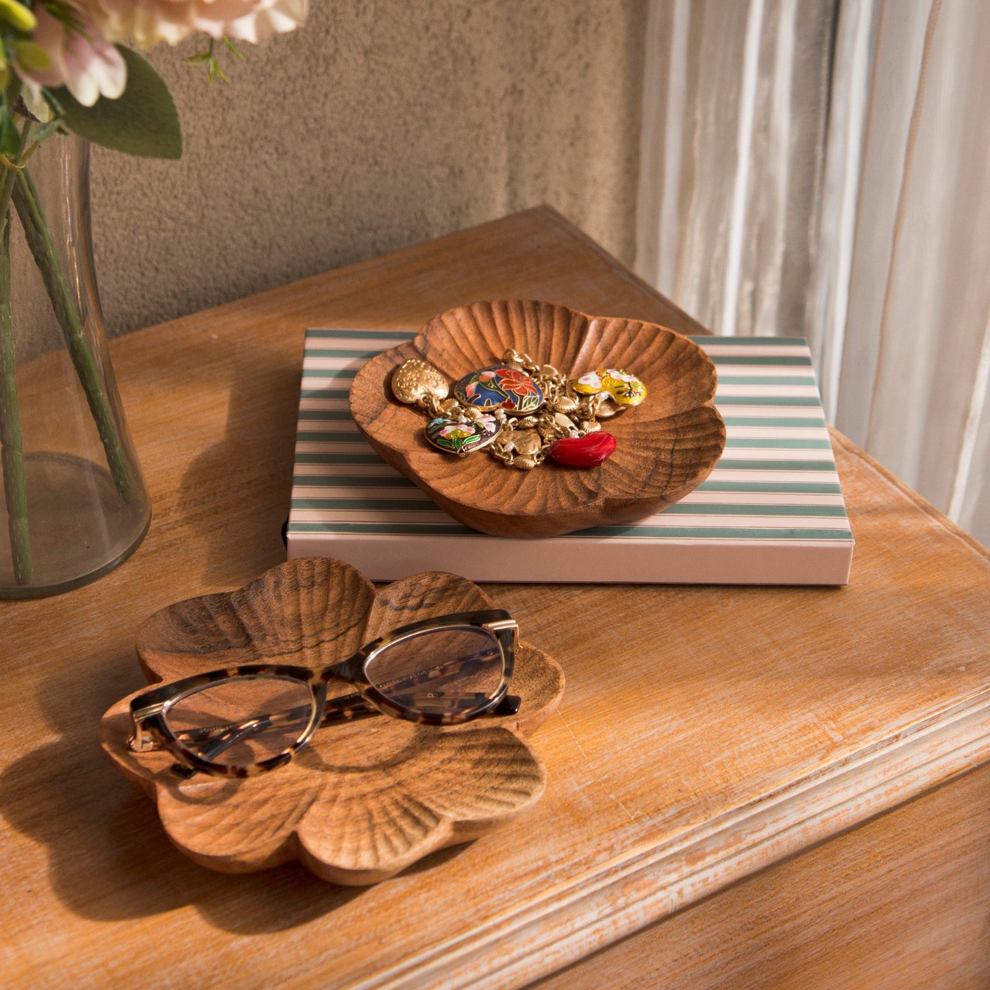 S/4 Handcarved Wooden Trinket Trays Gift Set