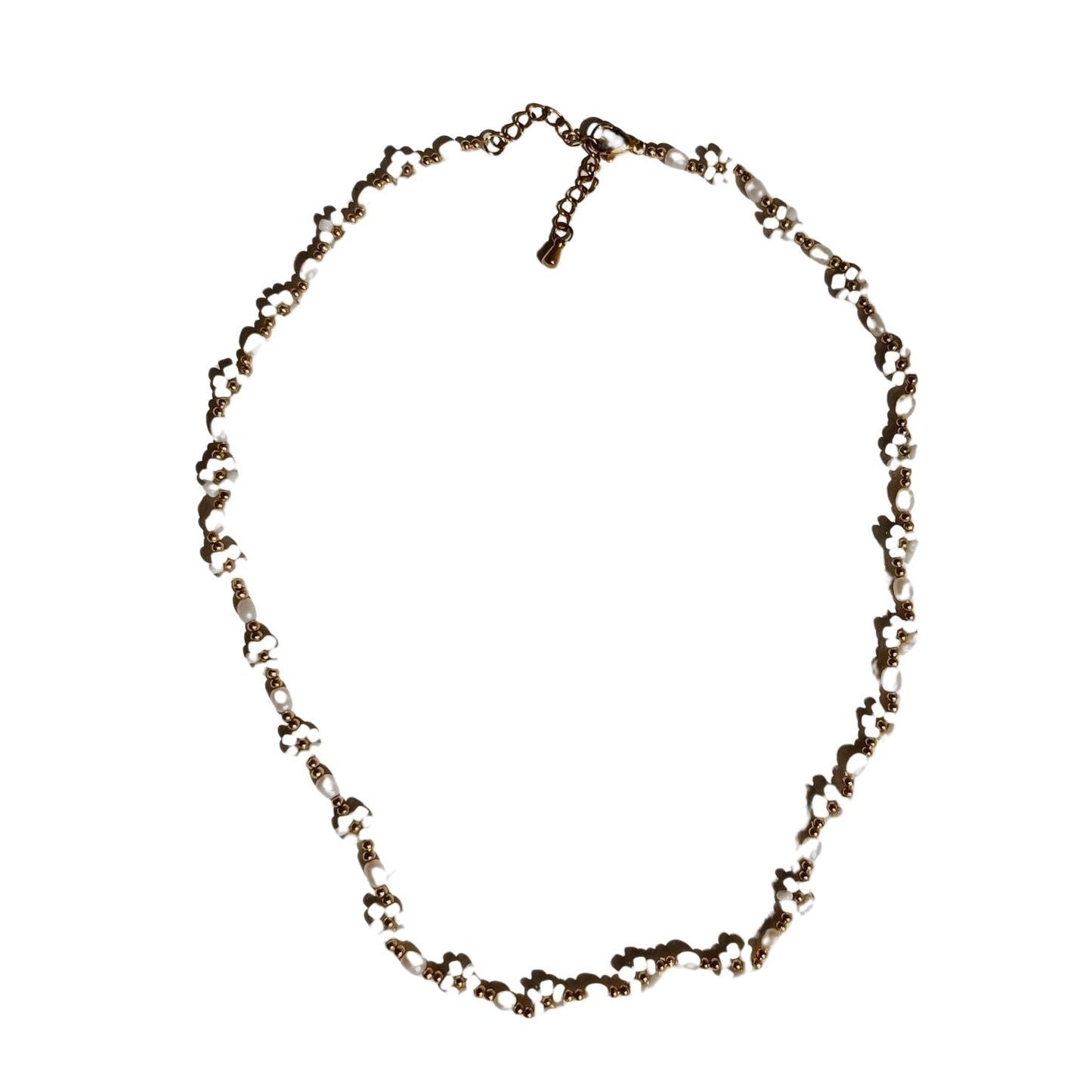 Freshwater Pearl and Flower Beaded Necklace