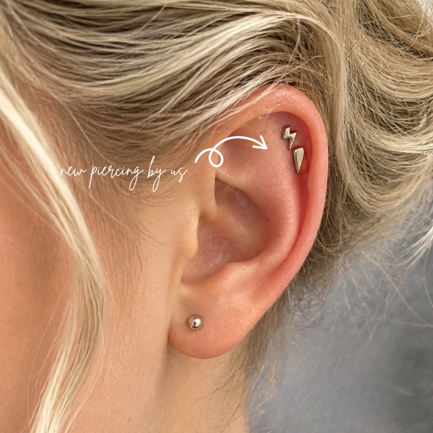 Petite Bar Threadless Labret Titanium Flat Back Earring