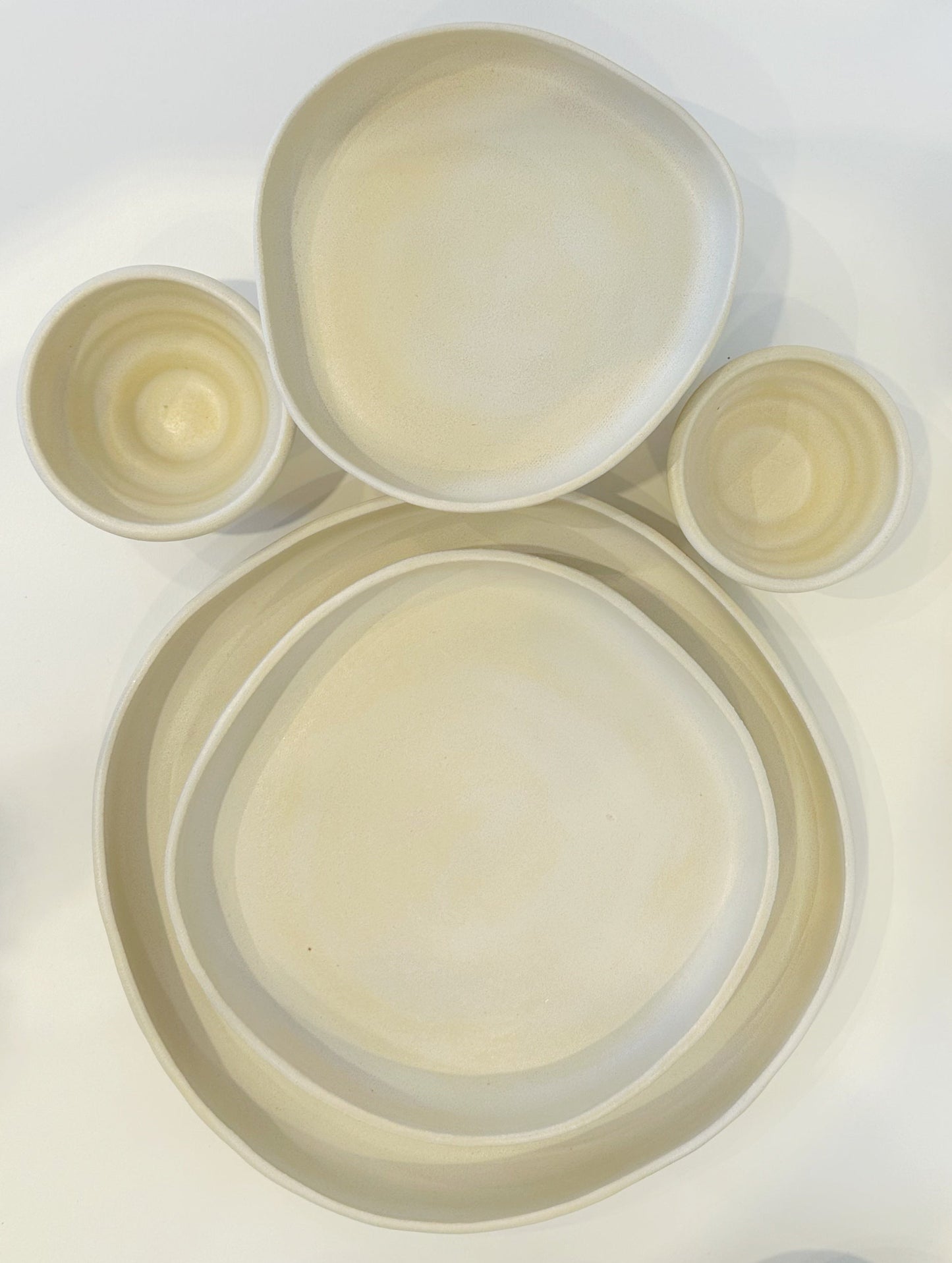 PLATE White Cloud. (Size: 11 inches)