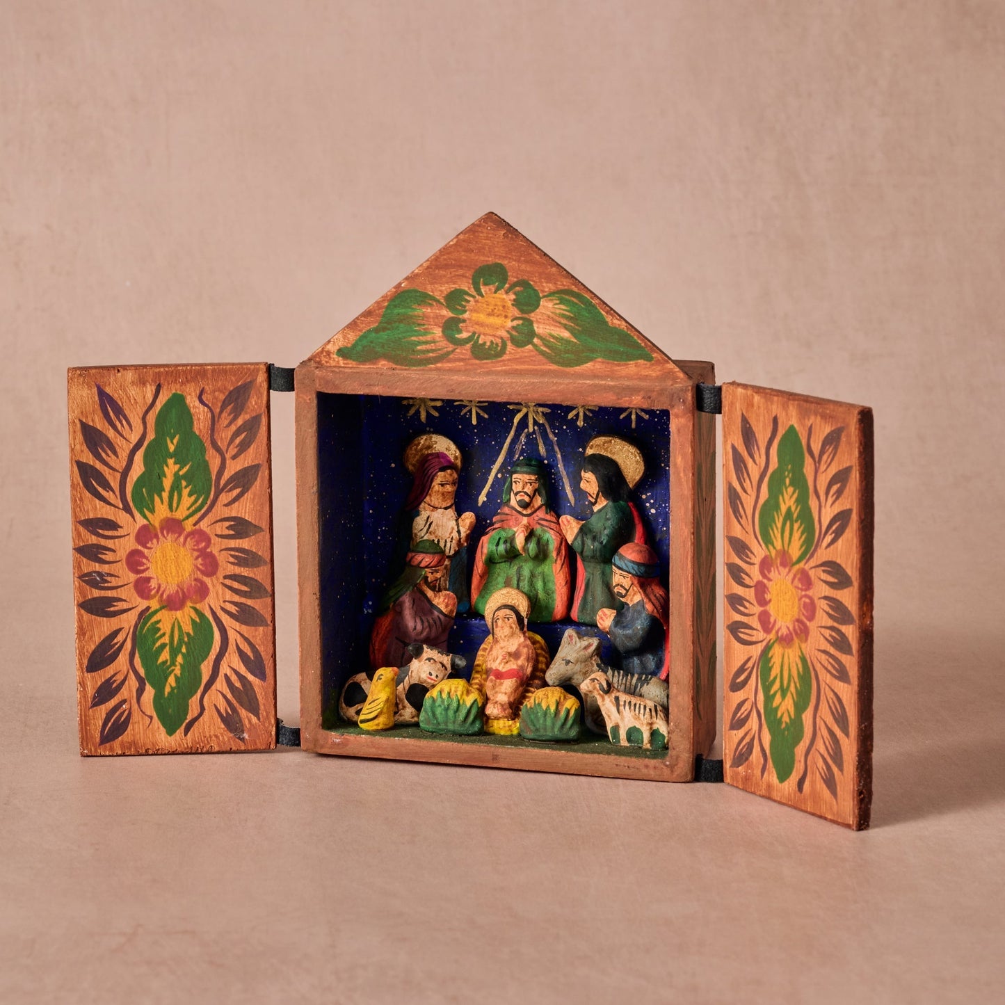 Regal Retablo