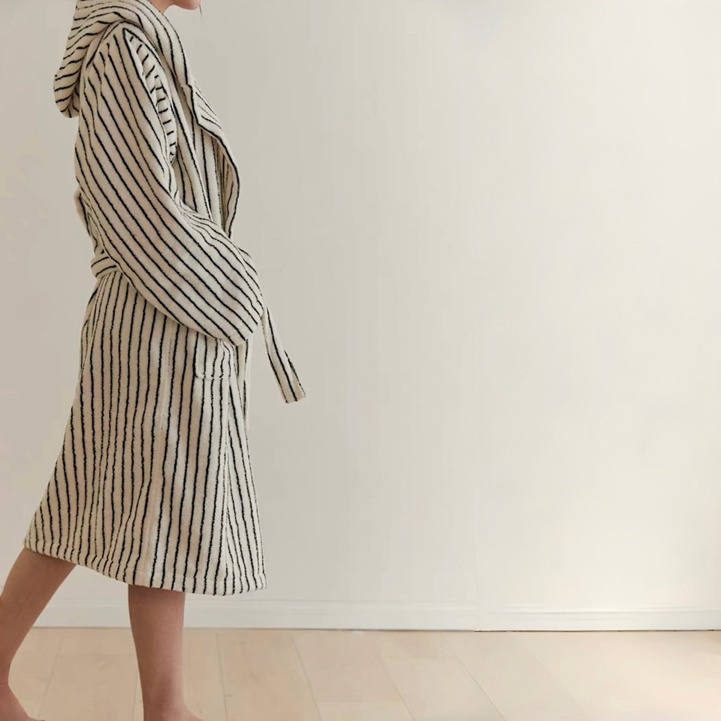 Scandi Retro 100% Long-stapled Cotton Stripe Hooded Bathrobe