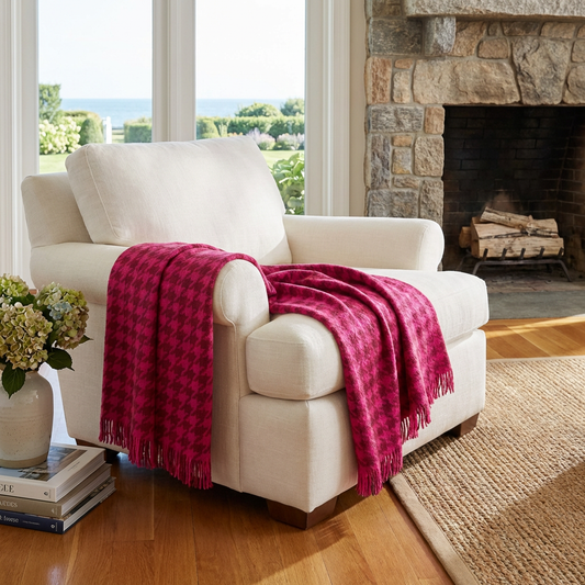 Southampton Home Naturally Weighted Houndstooth Throw - Pink