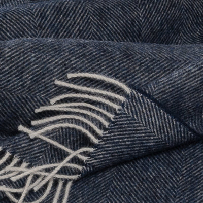 Southampton Home Shetland Lambswool Herringbone Throw – Navy
