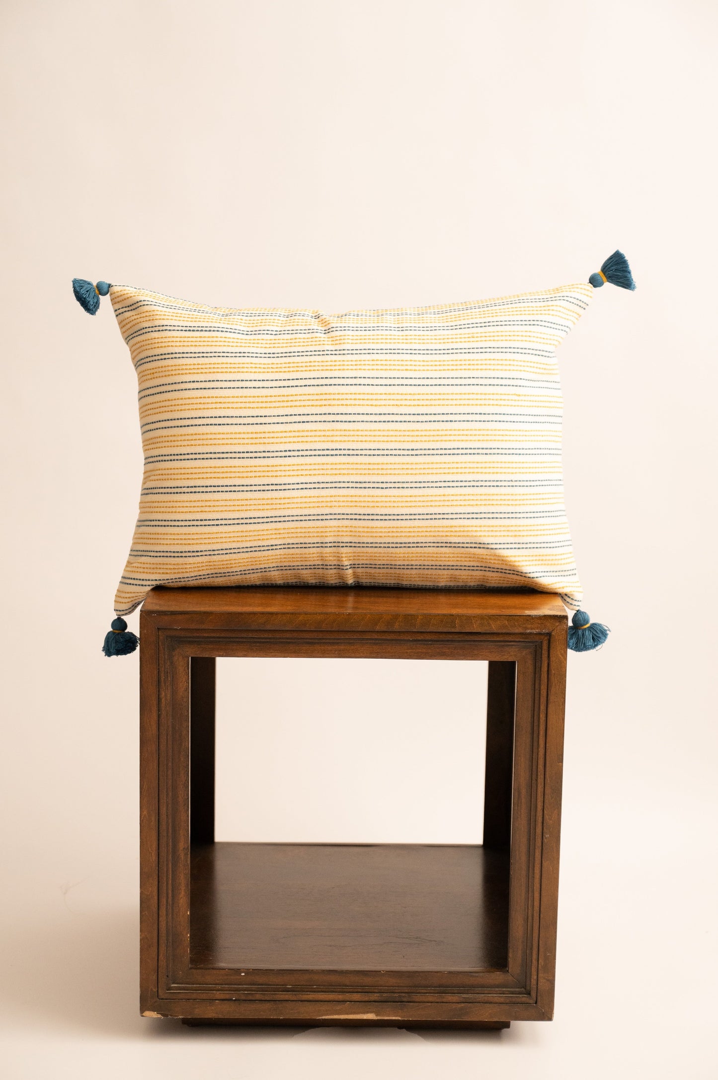 Ambar Handloom Pillow Cover 14"x 20"