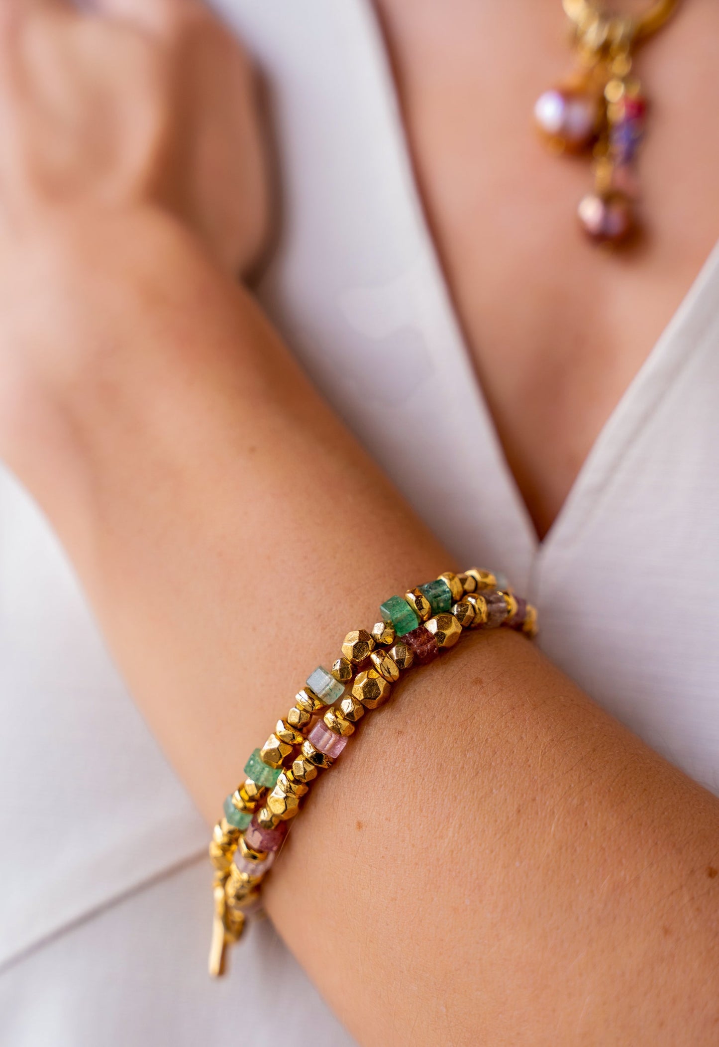Green Strawberry Quartz and Gold Bead Bracelet