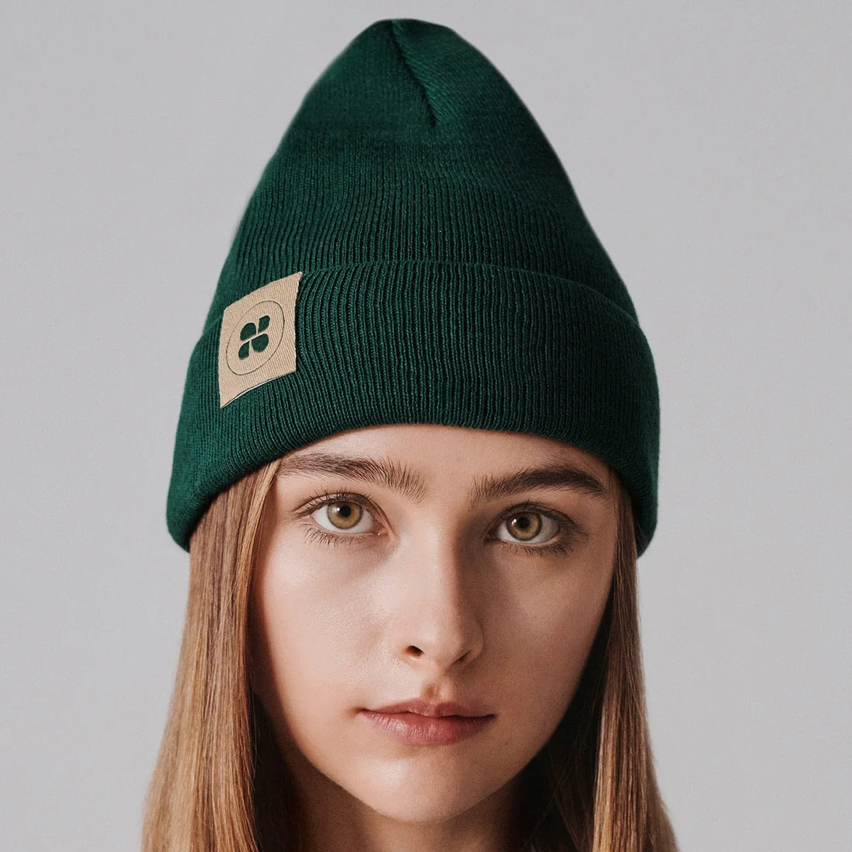 Green vegan beanie – sustainable and cruelty-free winter hat