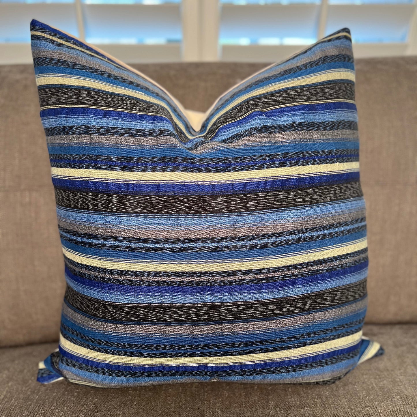 Corte Pillow