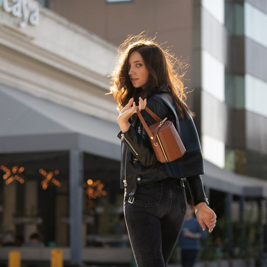 SUSU Brown Leather Bucket Bag Small Crossbody Purse Women's Handbag