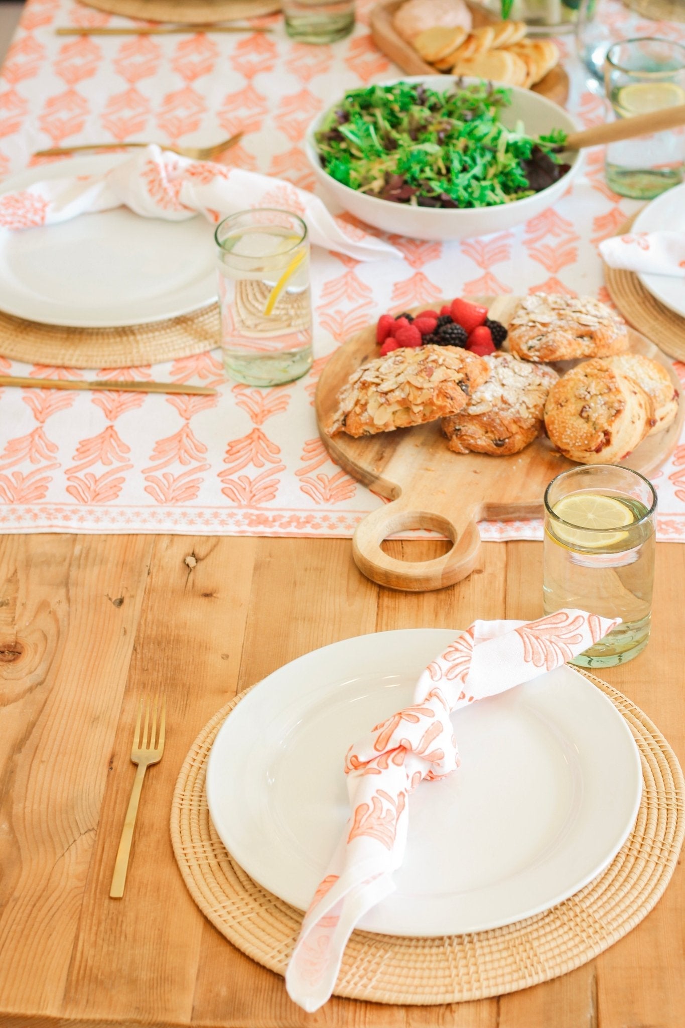 Table Runner - Palmetto, Orange & Melon