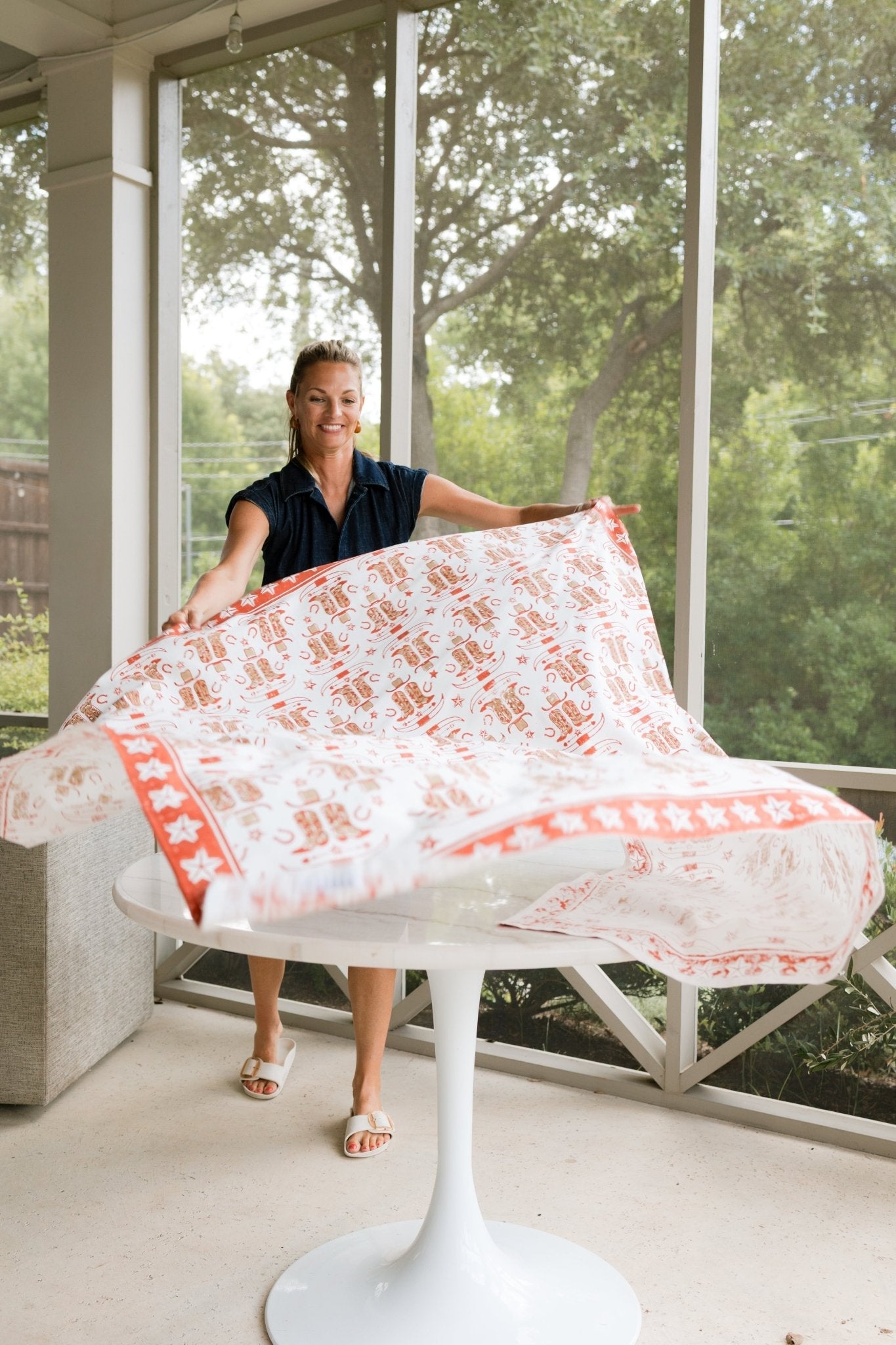 Table Throw (Ivory) - Cowgirl, Terracotta