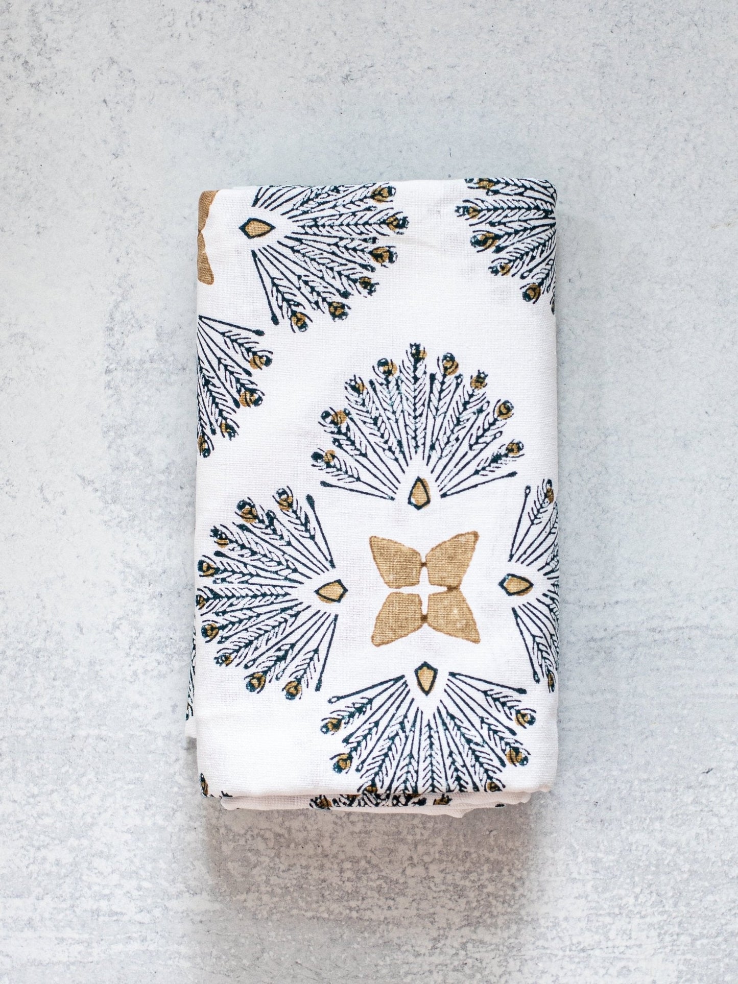 Table Throw (Ivory) - Peacock Paradise - Midnight
