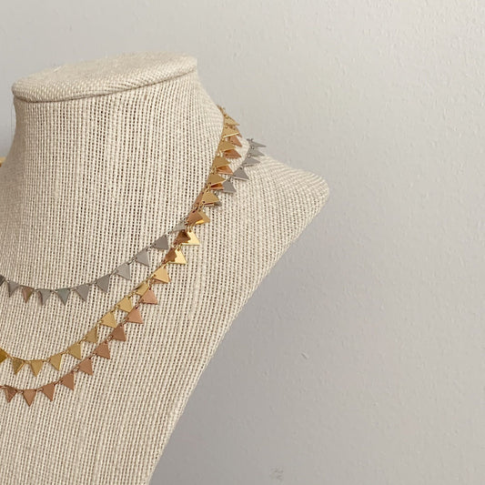 Trois Côté Choker