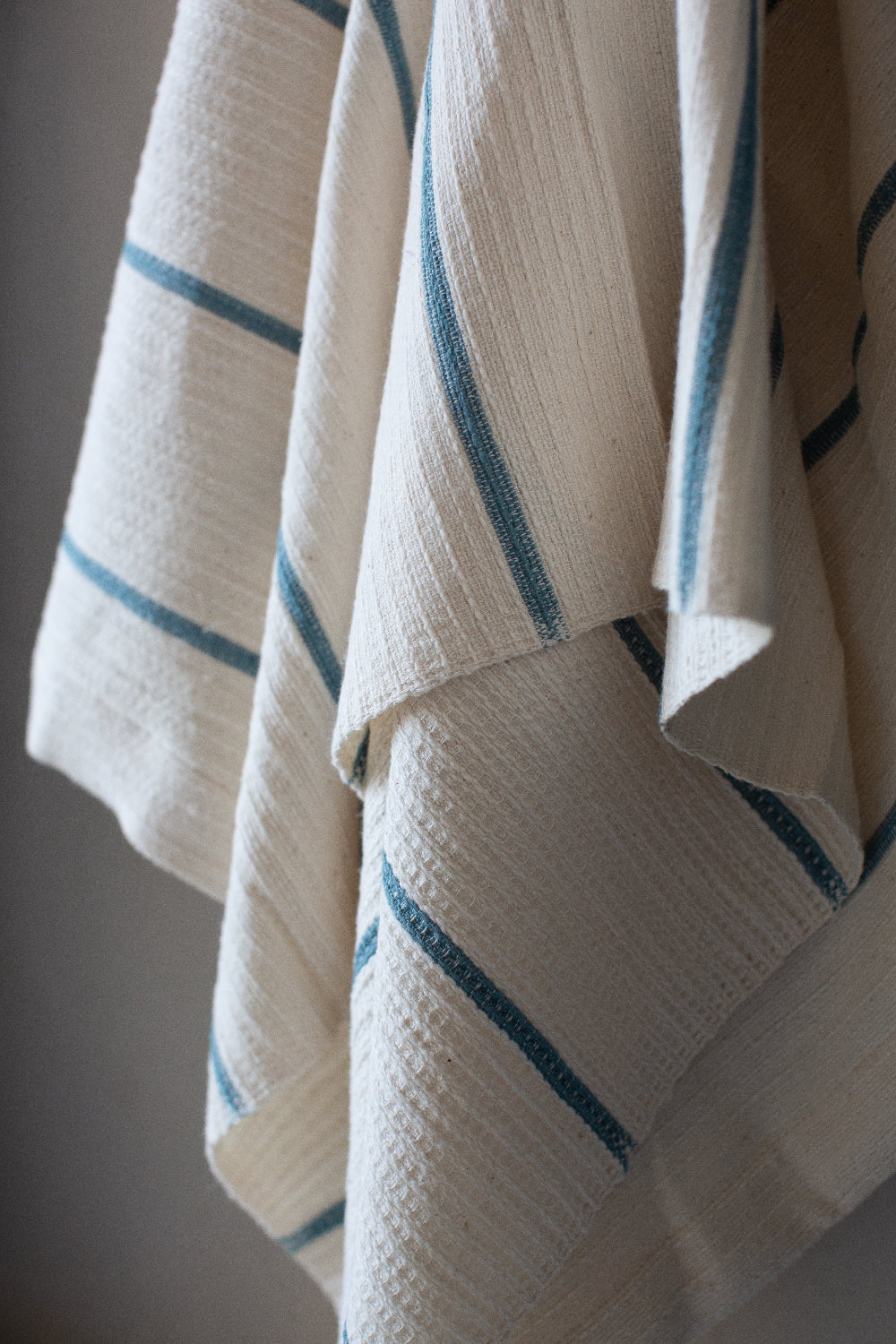 wari towel in flax close up